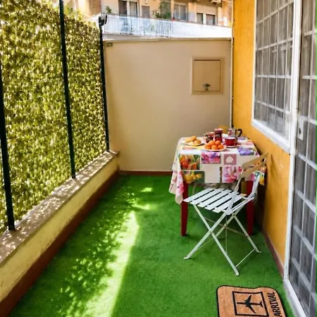 Casa vacanze Lovely Flat Next To Vatican - Private Entrance
