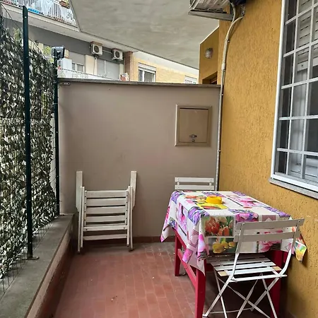 Lovely Flat Next To Vatican - Private Entrance Feriehus